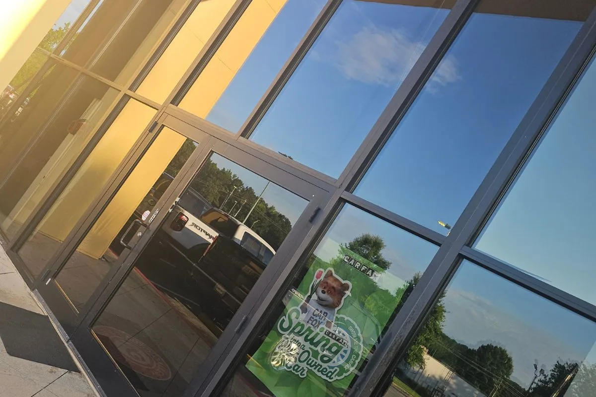 Professional-Window-Cleaning